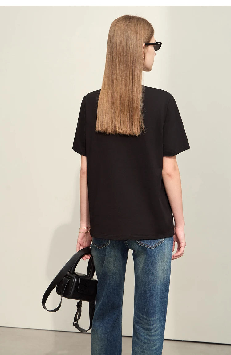 Minimal Embroidered O-Neck T-shirt