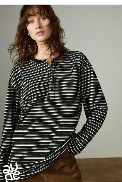 Long-sleeve Loose Minimalist Knit Top