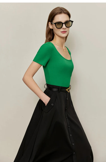 Minimalist U-Neck Slim Black T-Shirt