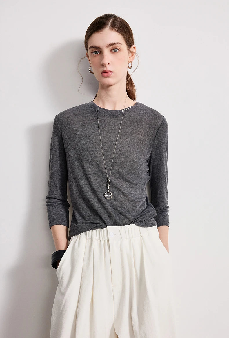 Slim Crew Neck Embroidered Knit Top