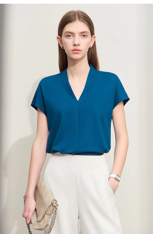 Minimalist Solid V-Neck Short Sleeve T-shirt