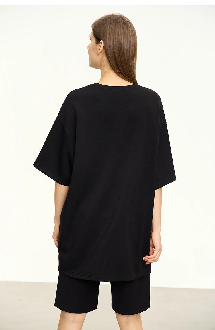 Minimal Loose Long T-shirt with Embroidery
