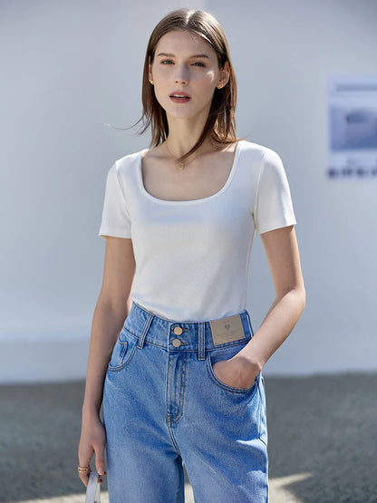 Minimalist U-Neck Slim Black T-Shirt