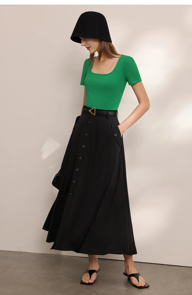 Minimalist U-Neck Slim Black T-Shirt