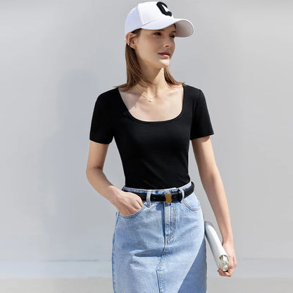 Minimalist U-Neck Slim Black T-Shirt