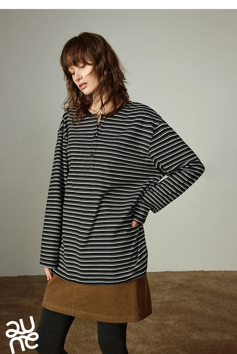 Long-sleeve Loose Minimalist Knit Top