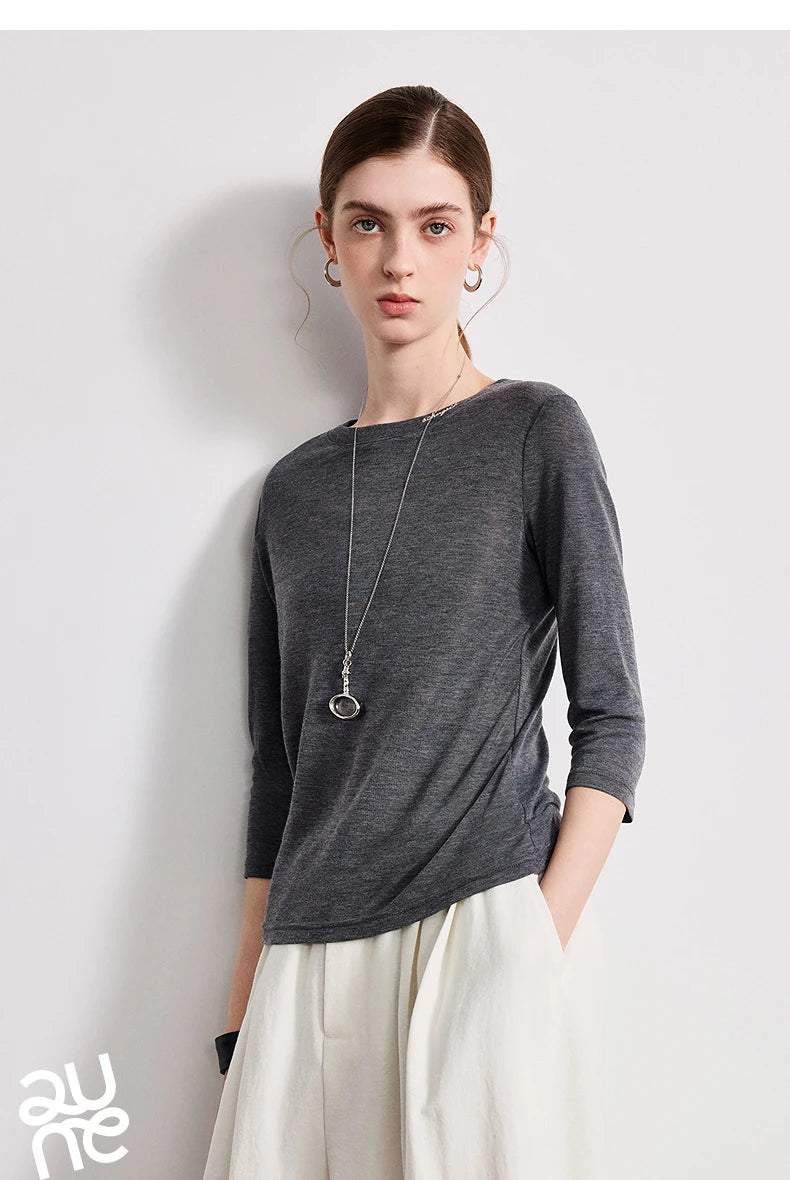 Slim Crew Neck Embroidered Knit Top