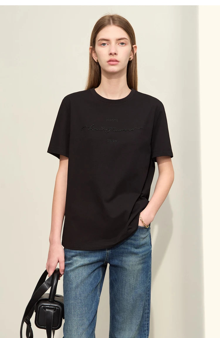 Minimal Embroidered O-Neck T-shirt