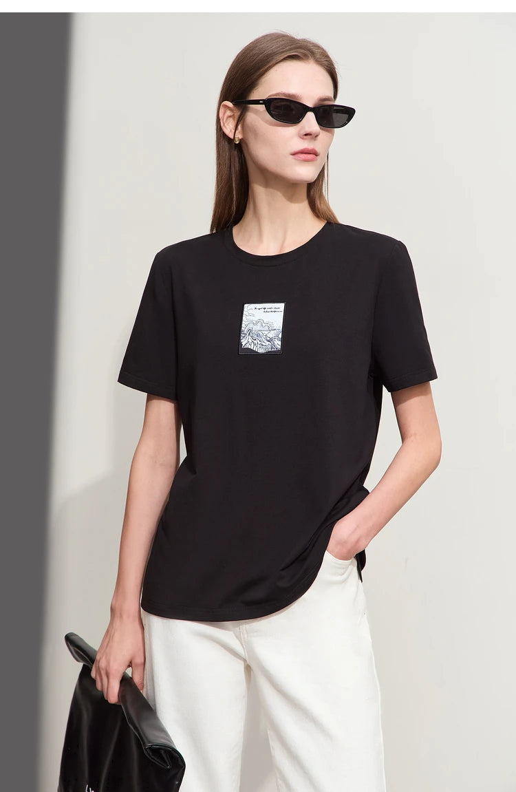 Minimalist Embroidered Black O-Neck T-shirt
