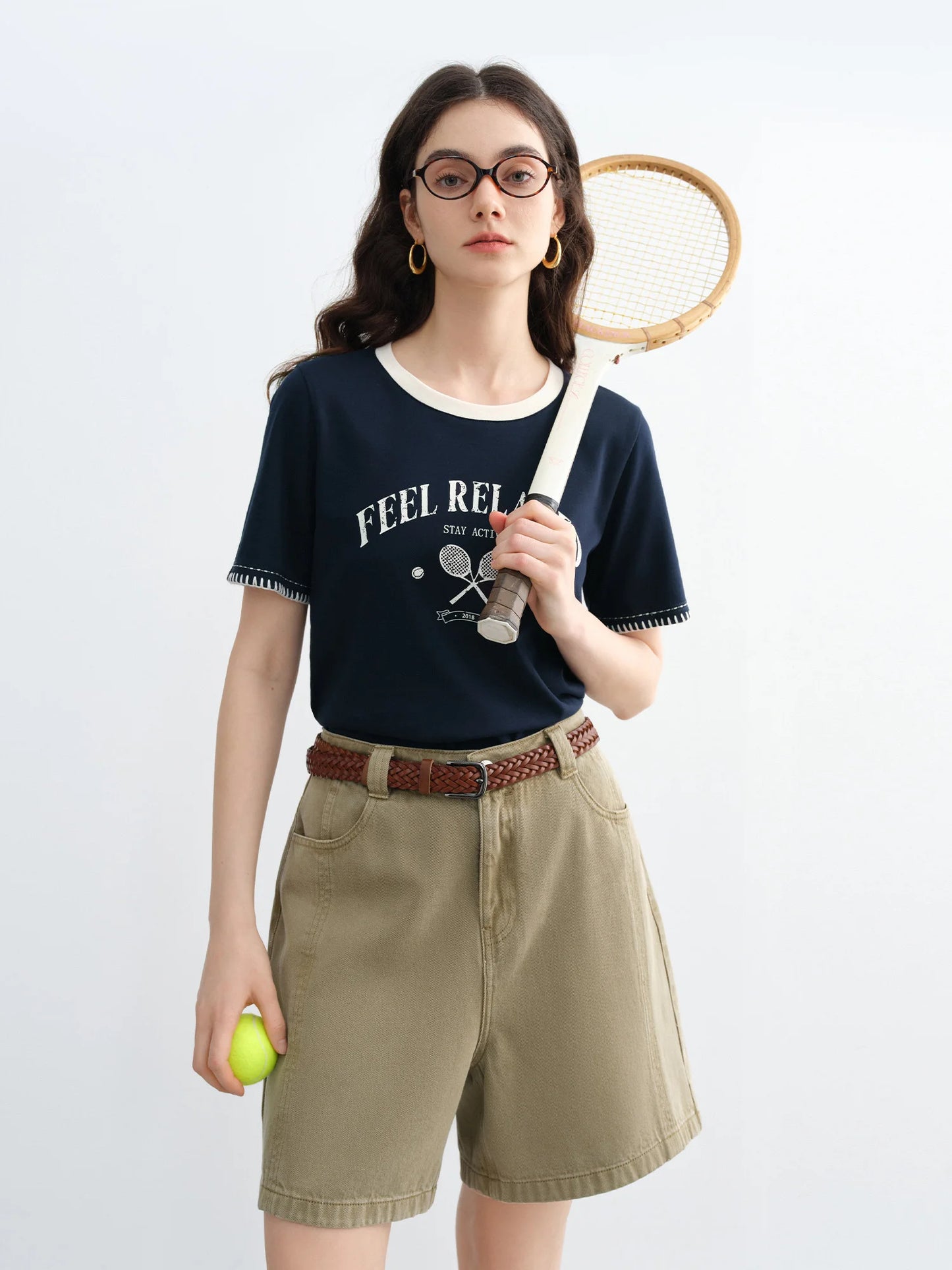Vintage Contrast-Stitch Round Neck Tee & Relaxed Fit
