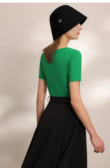 Minimalist U-Neck Slim Black T-Shirt