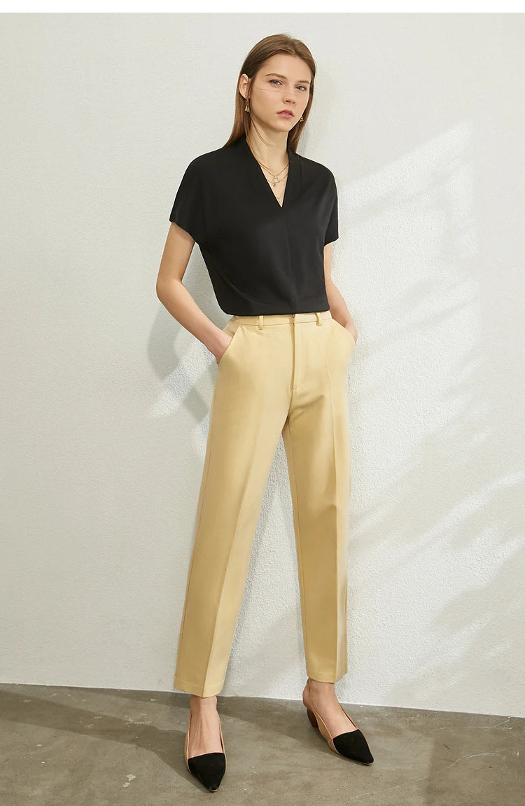 Minimalist Solid V-Neck Short Sleeve T-shirt