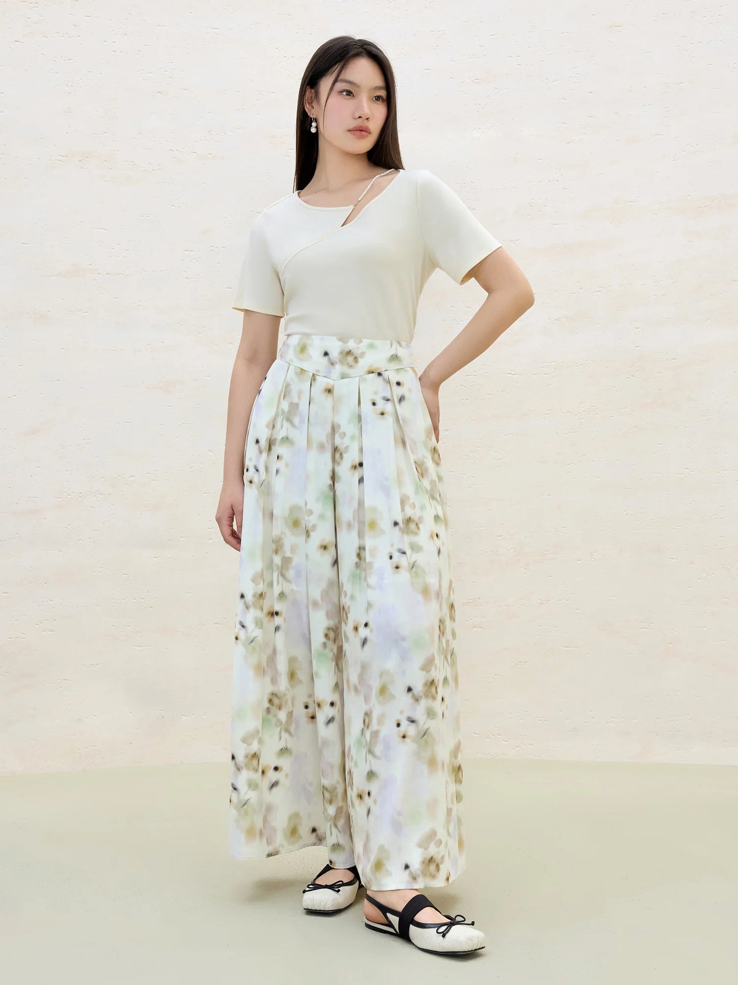 Solid Color Relaxed Fit Casual Top