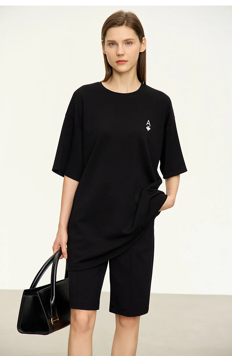 Minimal Loose Long T-shirt with Embroidery
