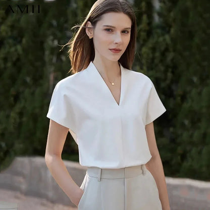 Minimalist V-Neck Short Sleeve Solid T-shirt