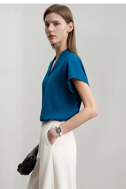 Minimalist V-Neck Short Sleeve Solid T-shirt